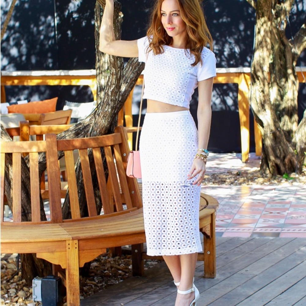 Express Crochet Pencil Skirt